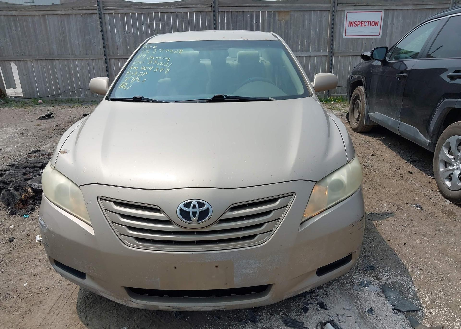 2009 TOYOTA CAMRY LE