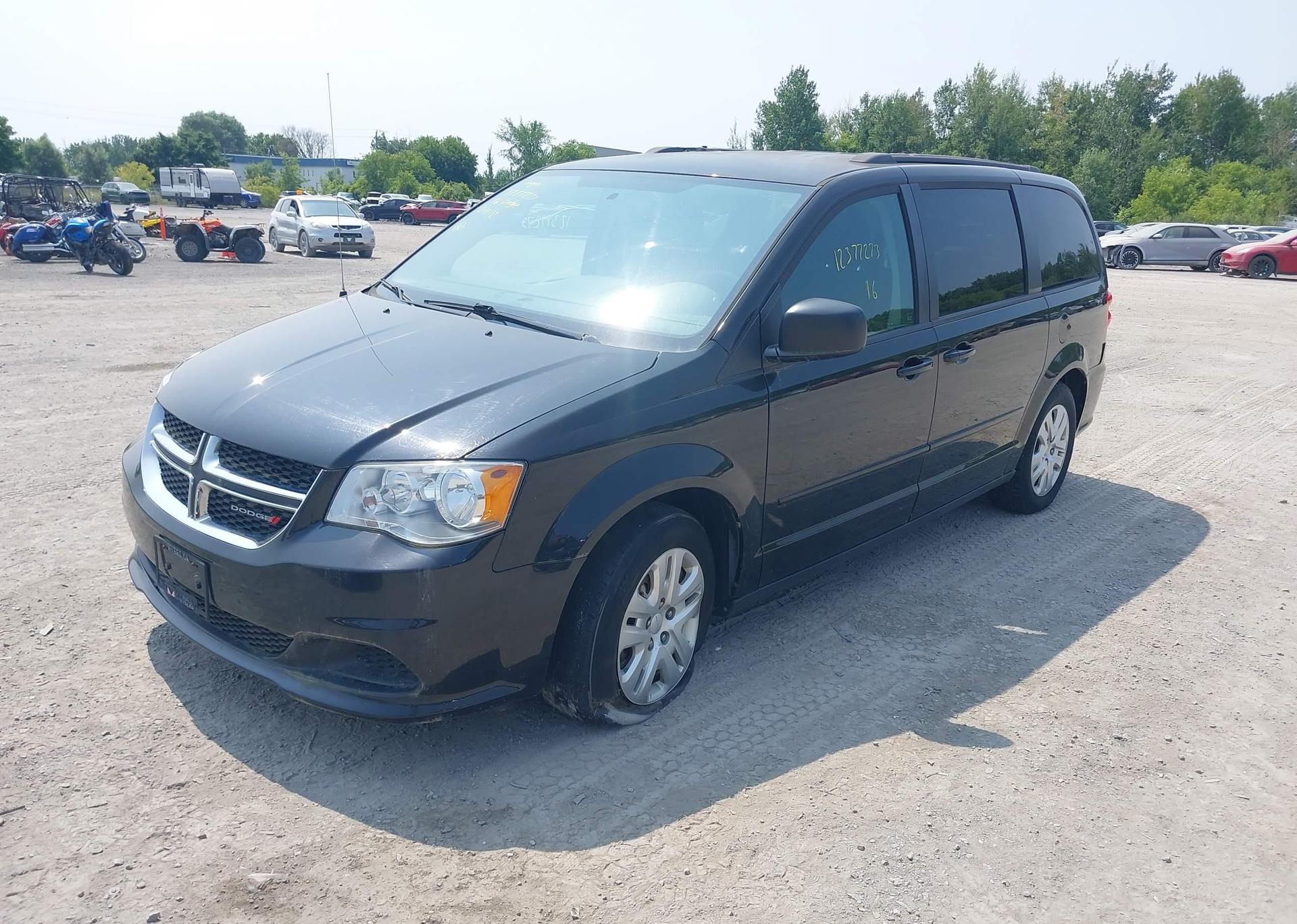 2016 DODGE GRAND CARAVAN SE