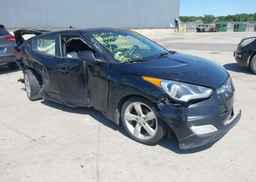 2013 HYUNDAI VELOSTER