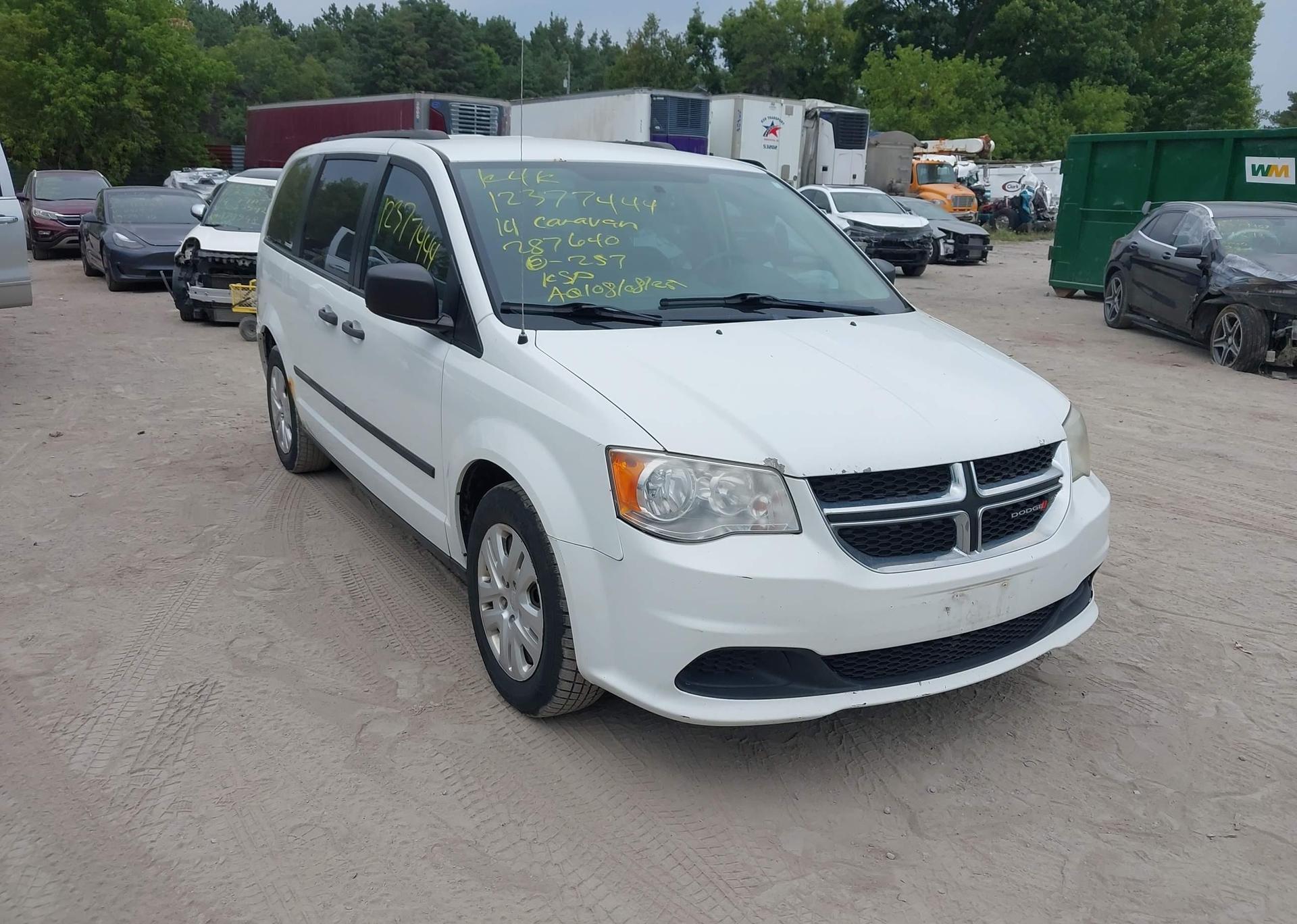 2014 DODGE GRAND CARAVAN SE