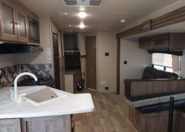 2019 FOREST RIVER puma