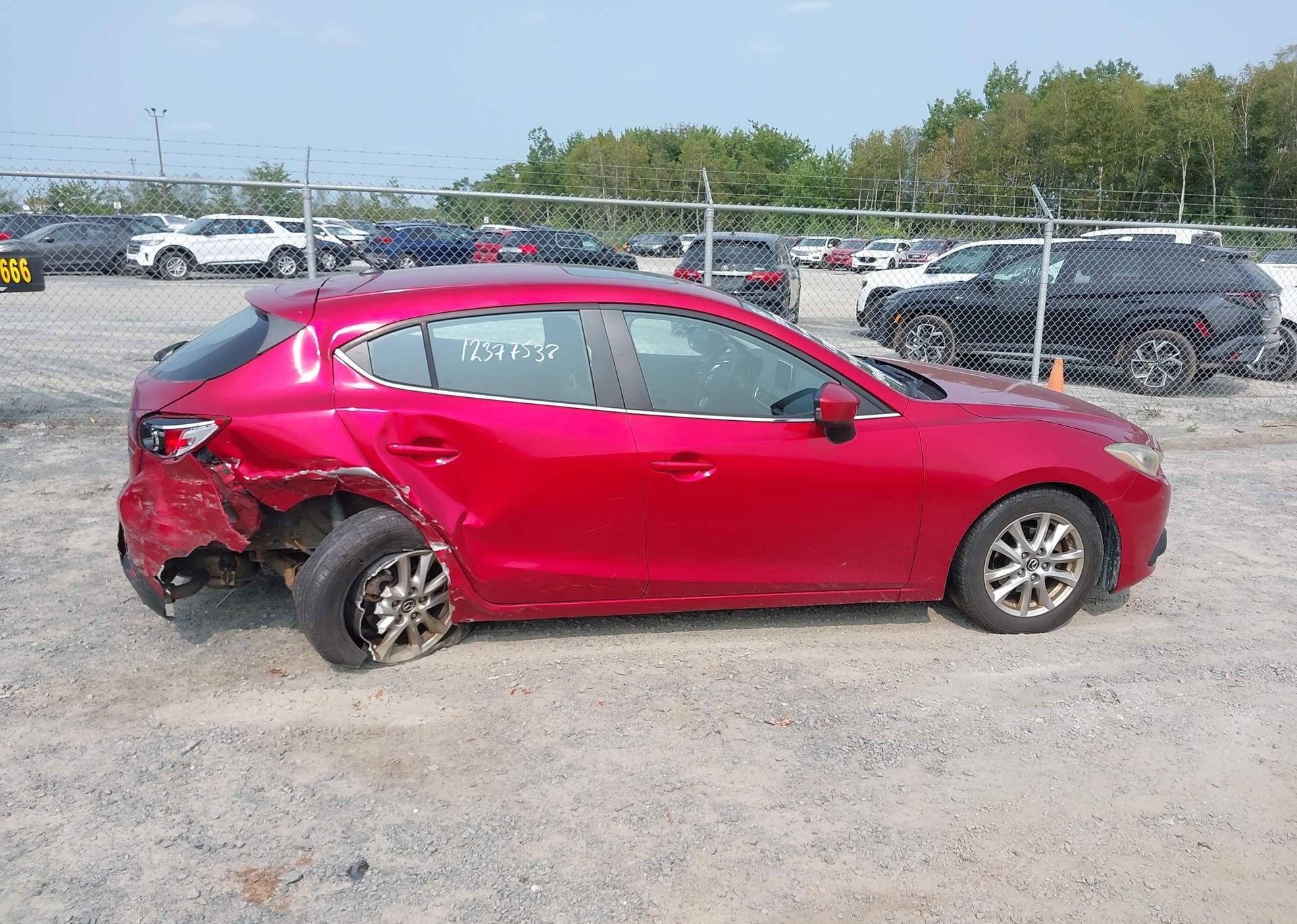 2014 MAZDA MAZDA3 GS-SKY