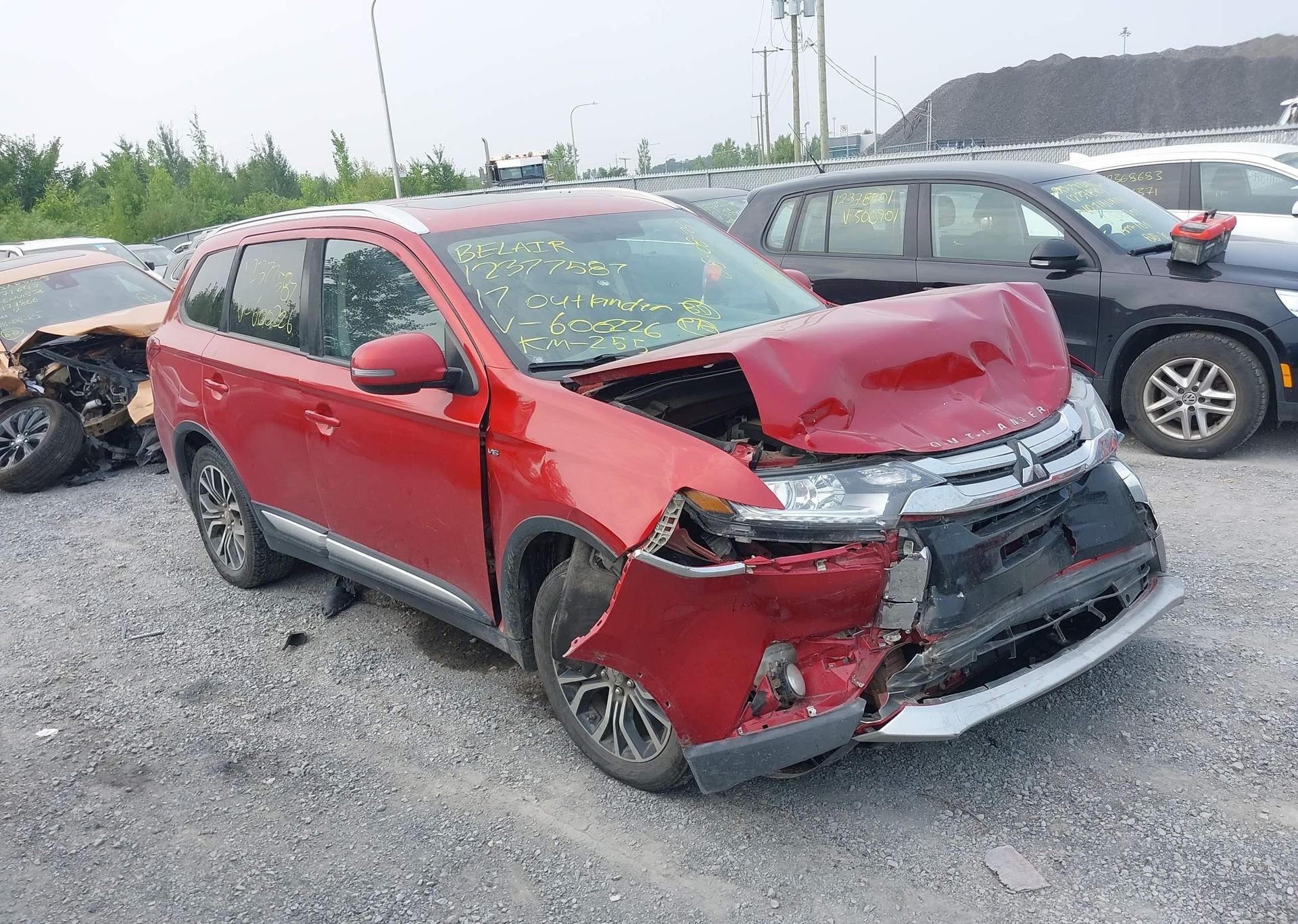2017 MITSUBISHI OUTLANDER SE