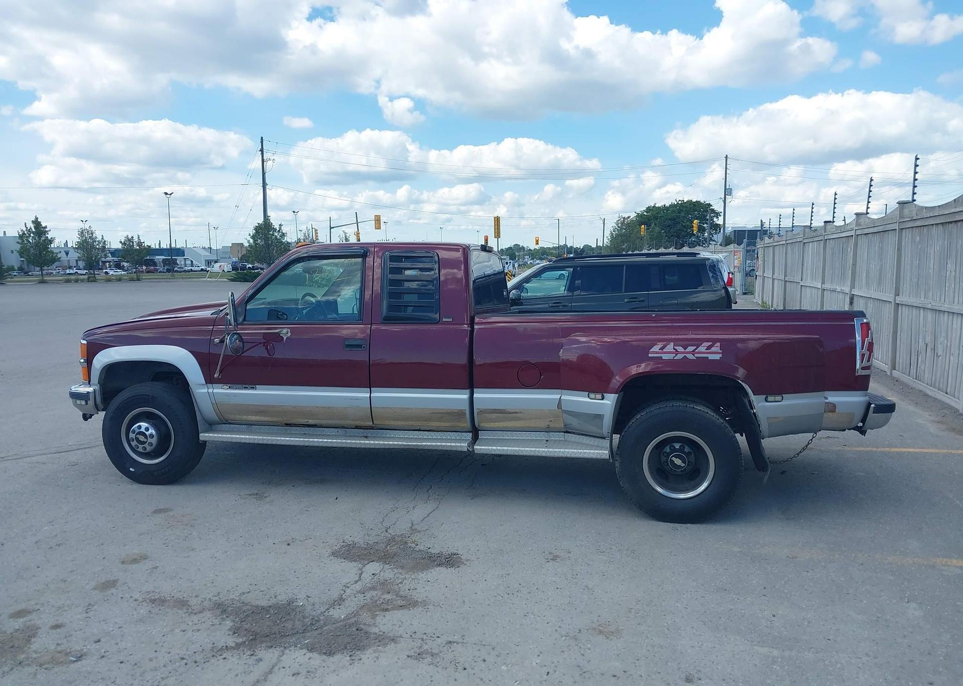 1996 CHEVROLET GMT-400 K3500