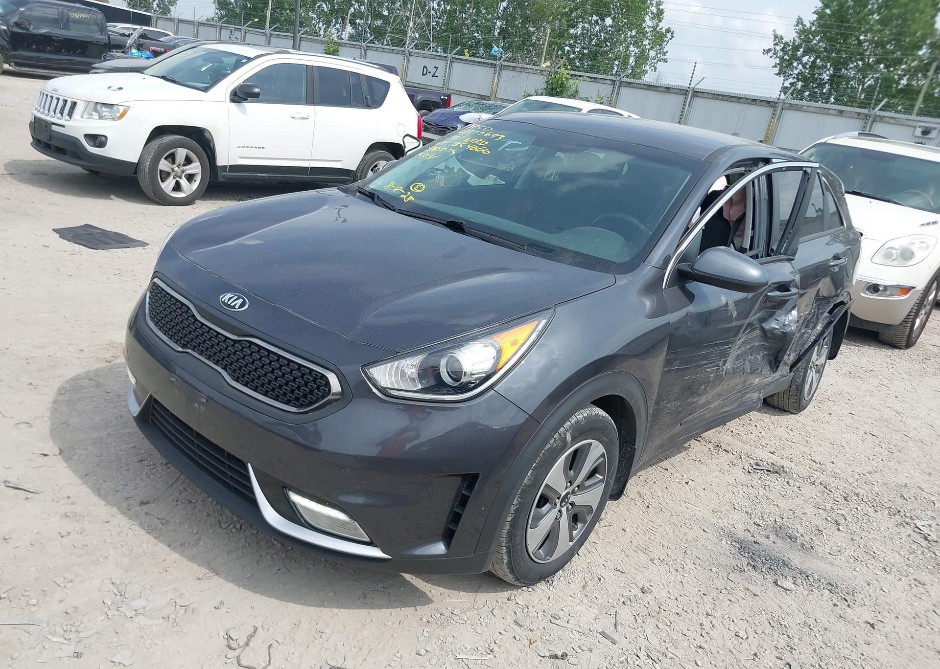 2019 KIA NIRO L