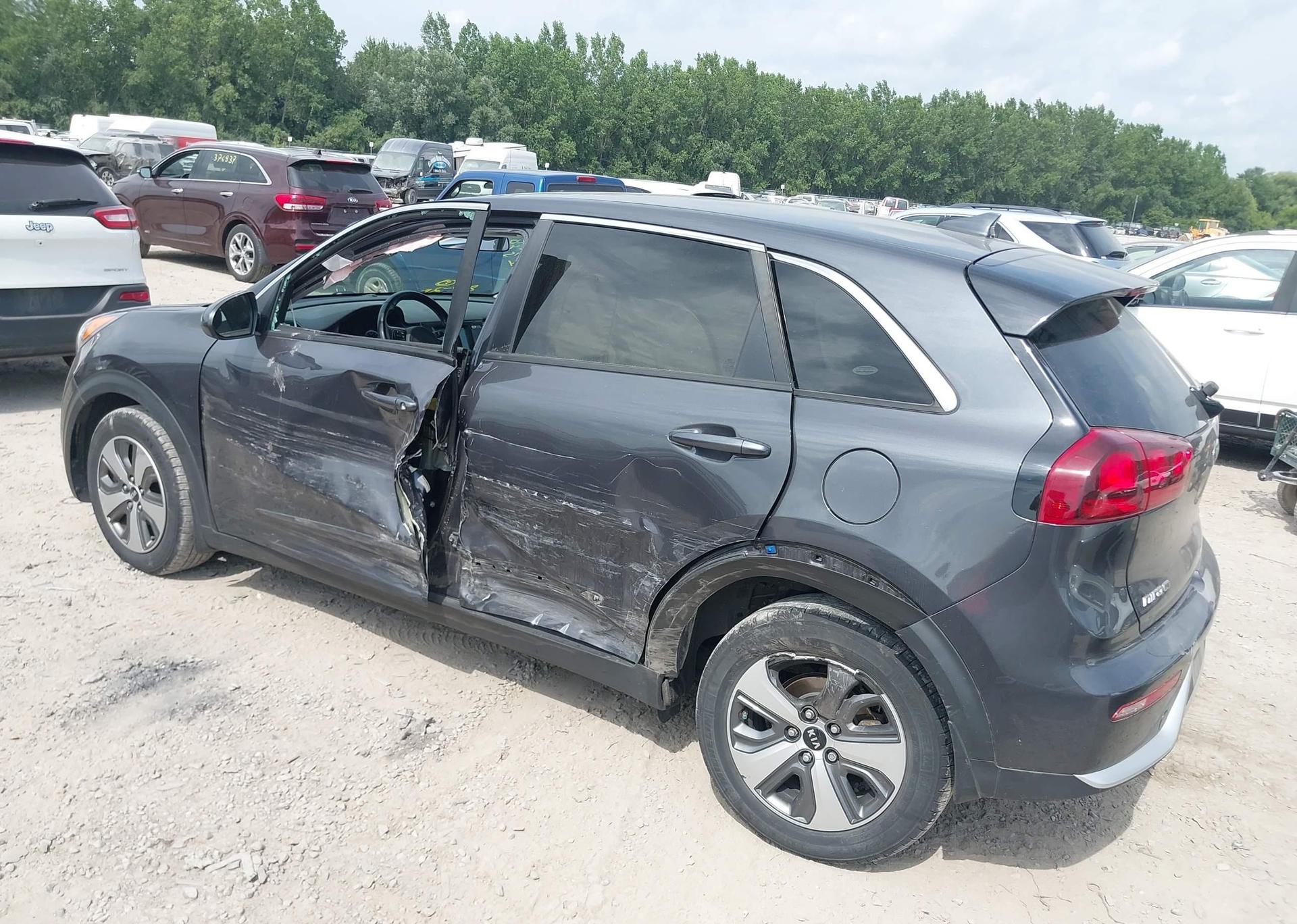 2019 KIA NIRO L