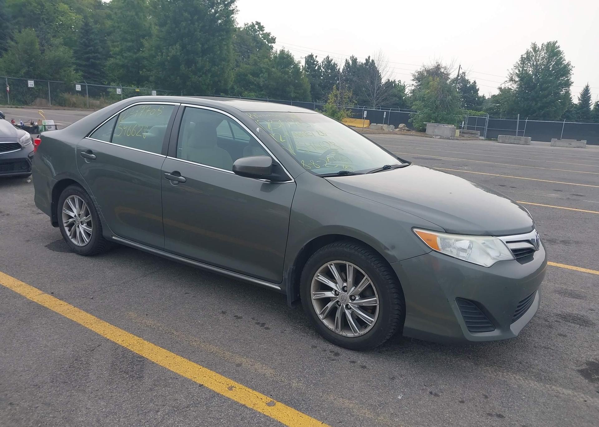 2012 TOYOTA CAMRY LE