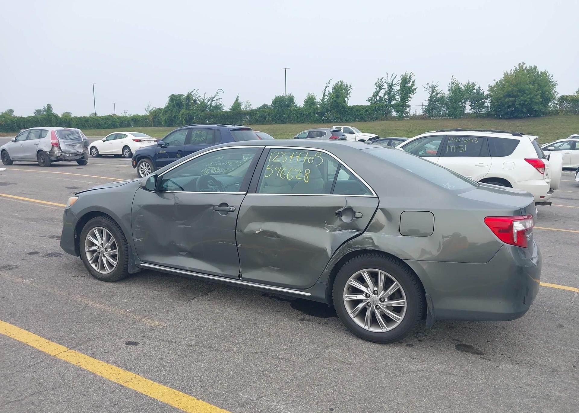 2012 TOYOTA CAMRY LE