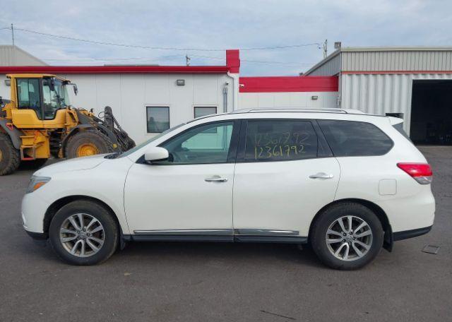 2016 NISSAN PATHFINDER PLATINUM