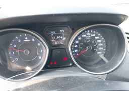 2014 HYUNDAI ELANTRA GL