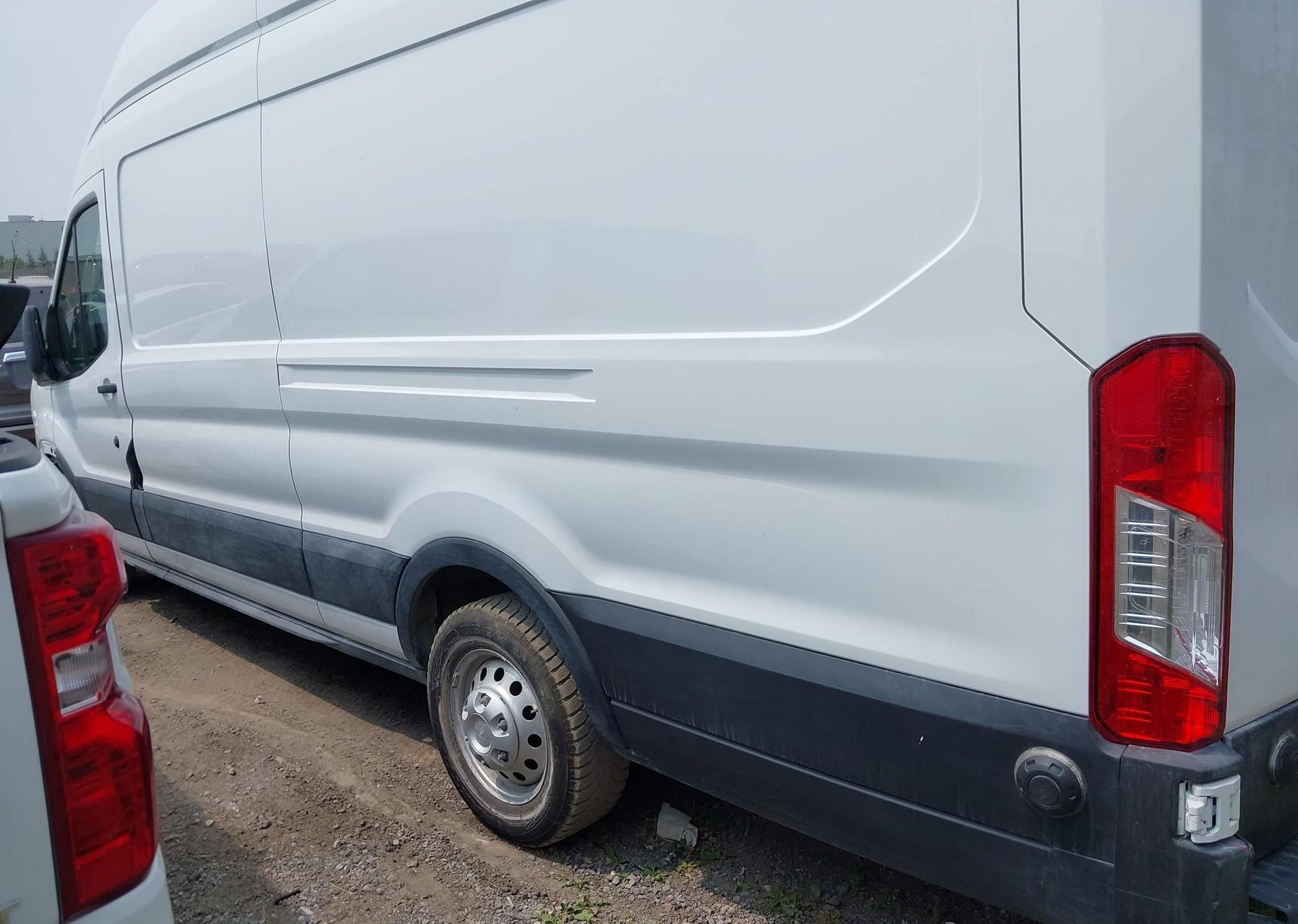 2024 FORD transit t-250
