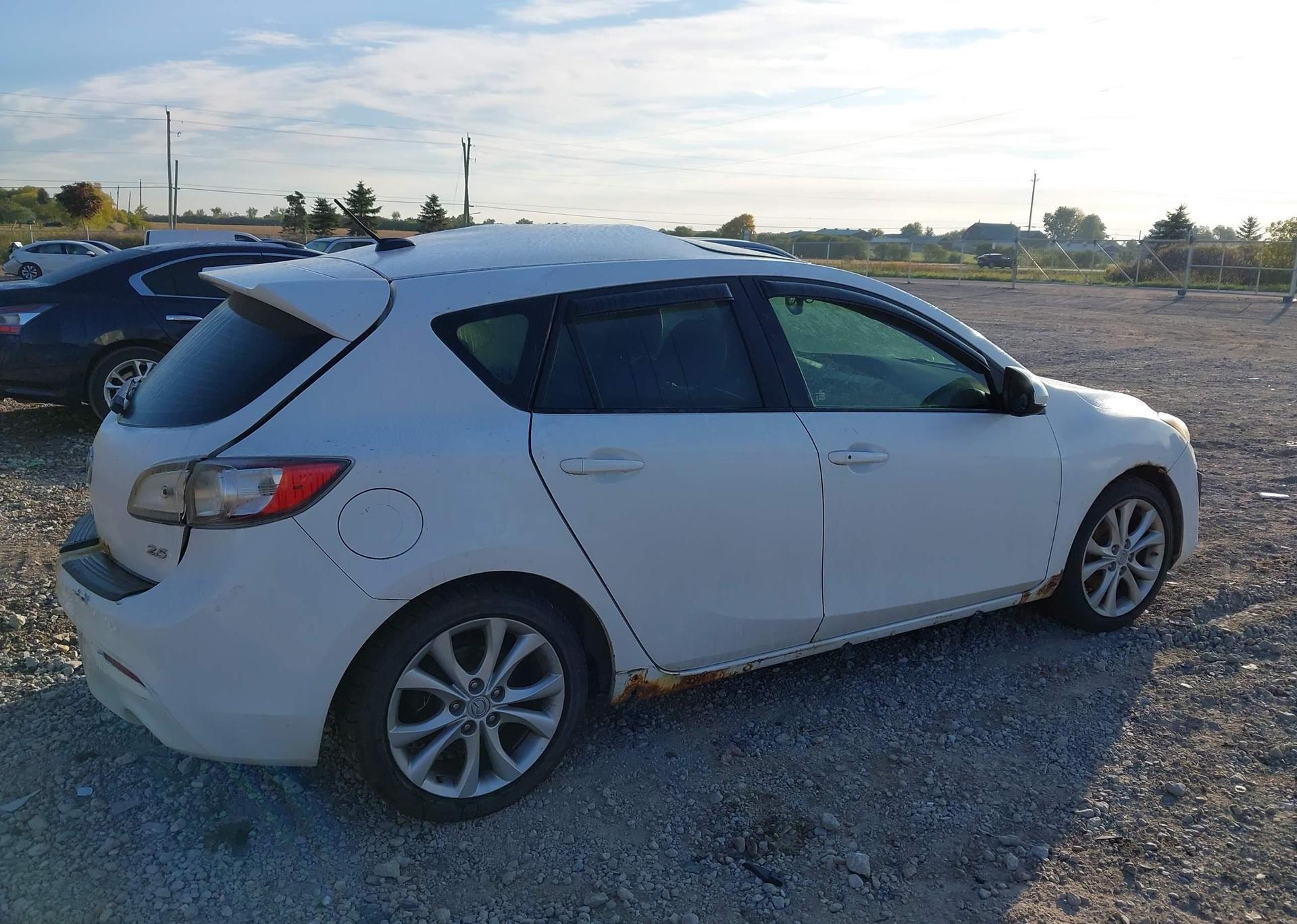 2011 MAZDA MAZDA3 GT
