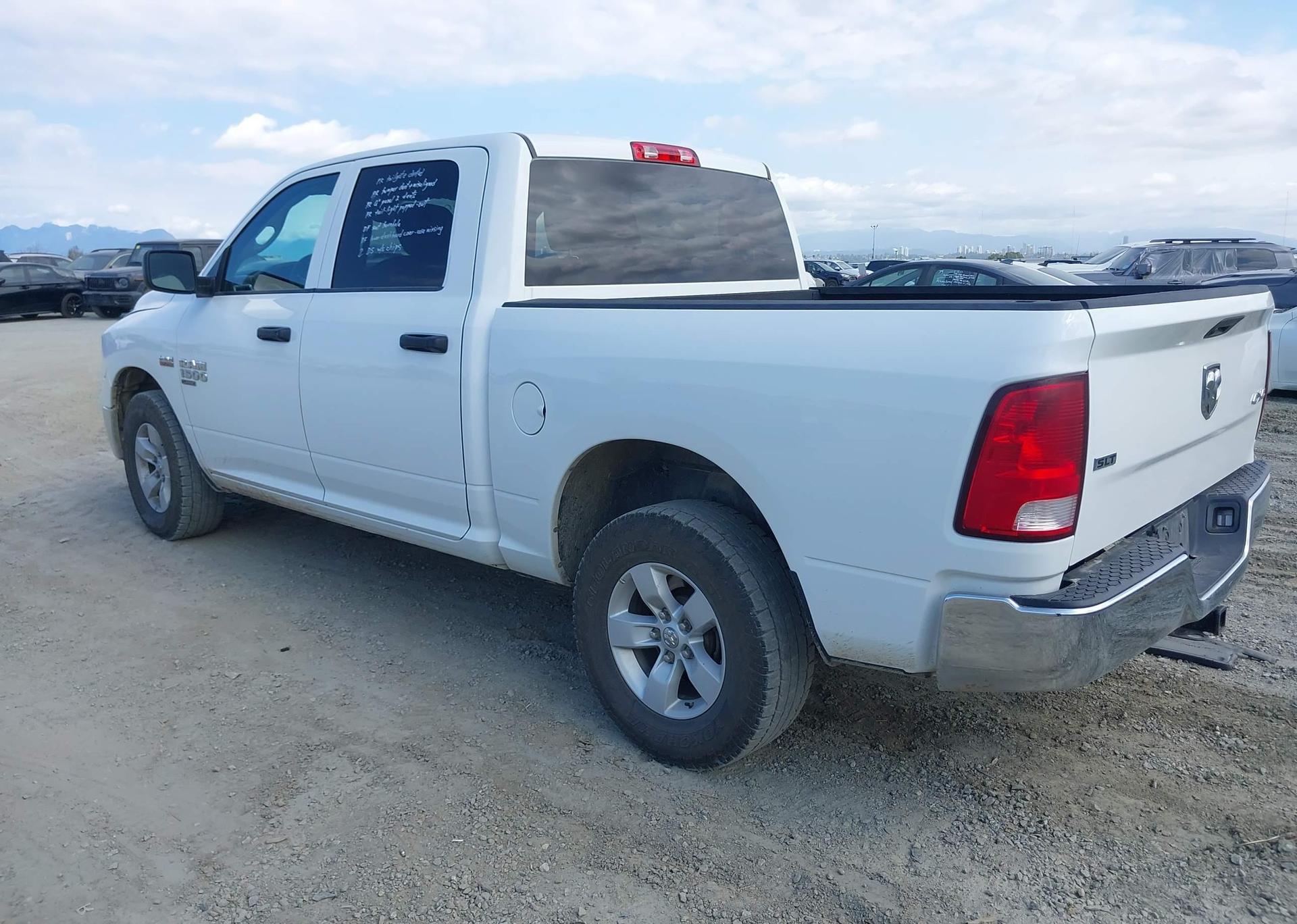2023 RAM 1500 CLASSIC SLT