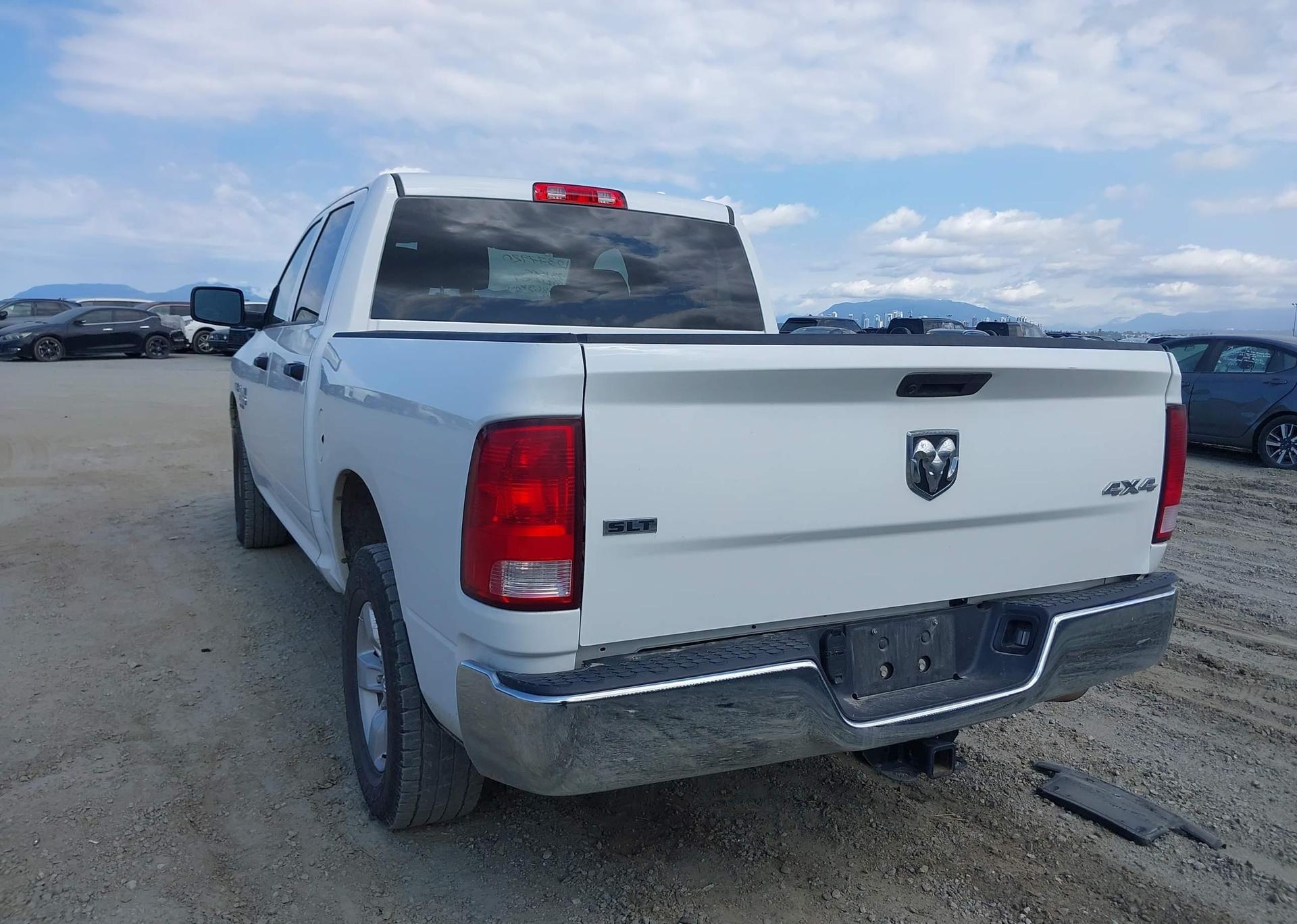 2023 RAM 1500 CLASSIC SLT