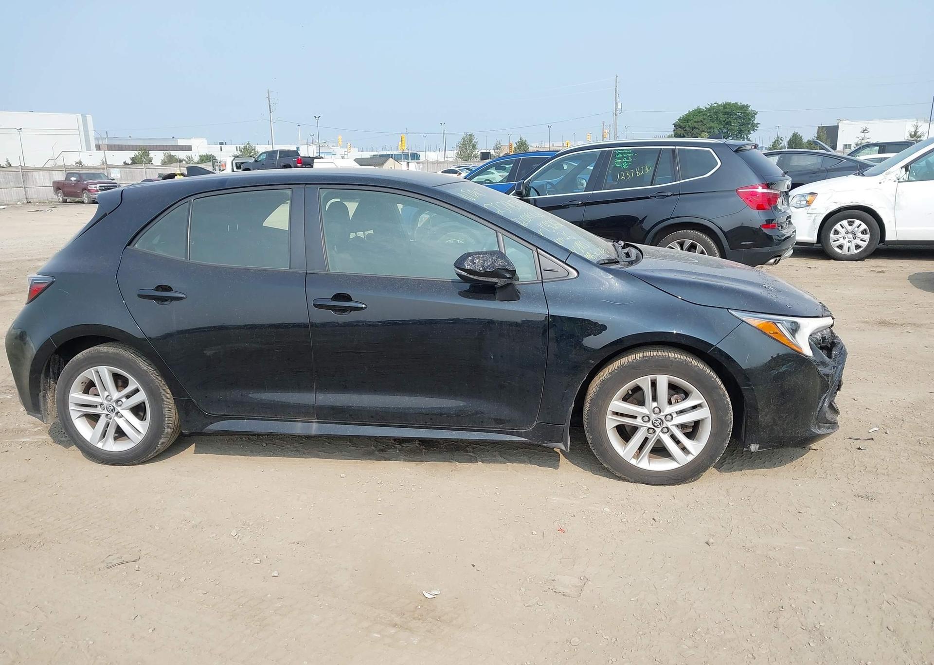 2022 TOYOTA COROLLA SE