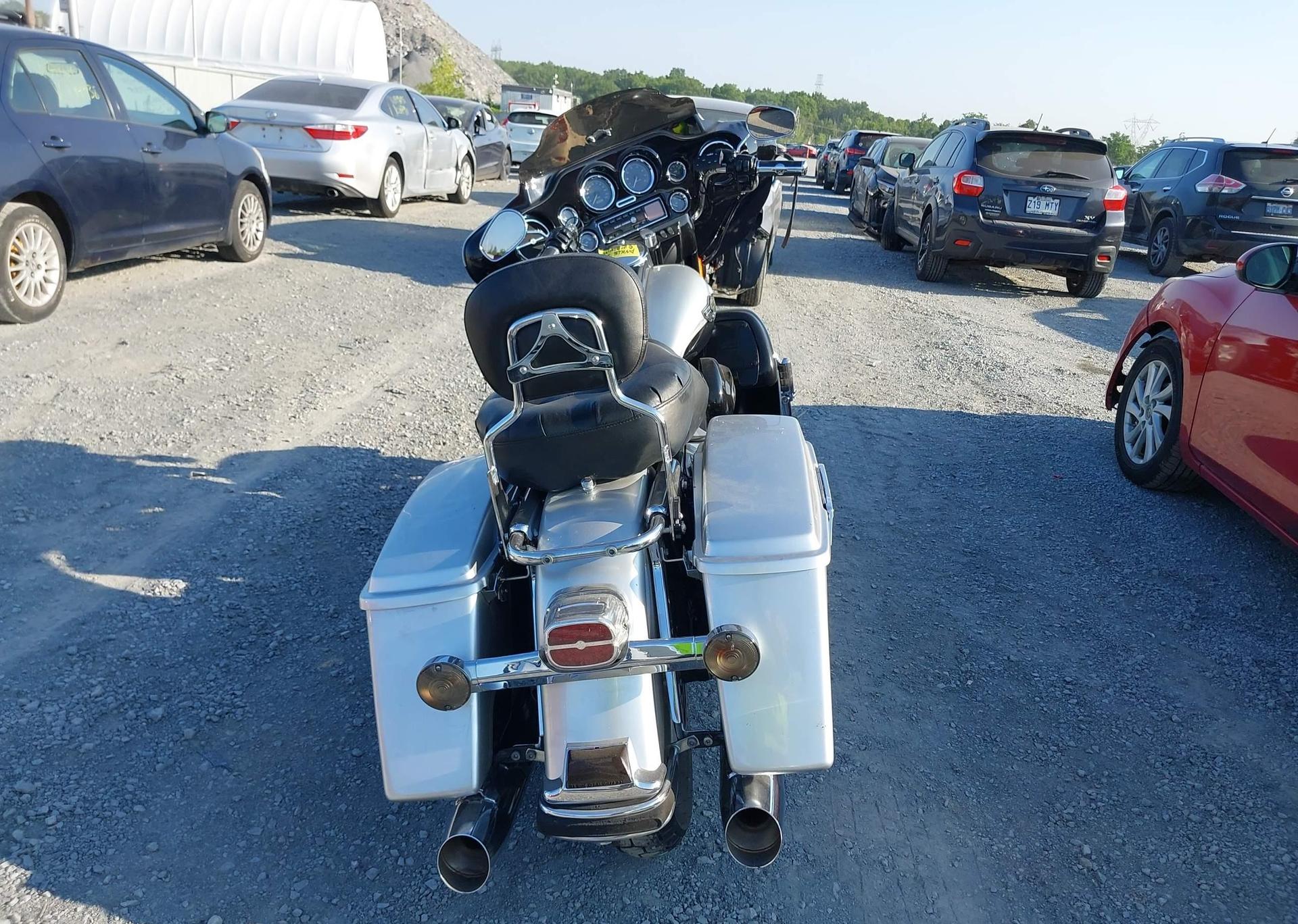 2003 HARLEY-DAVIDSON FLTRI ANNIVERSARY
