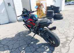 2025 BMW M 1000 XR
