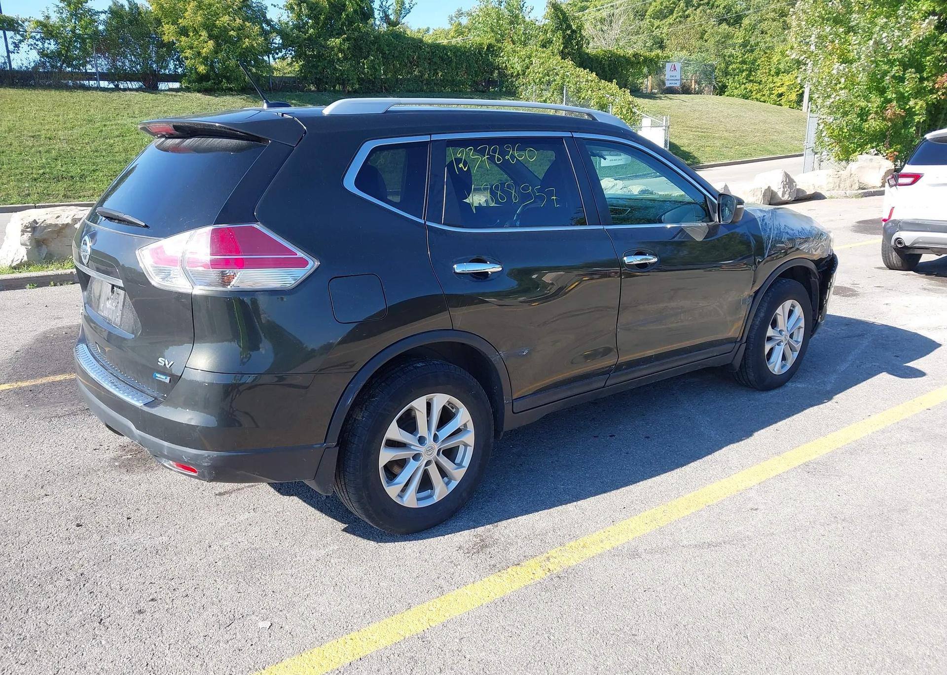 2015 NISSAN ROGUE S