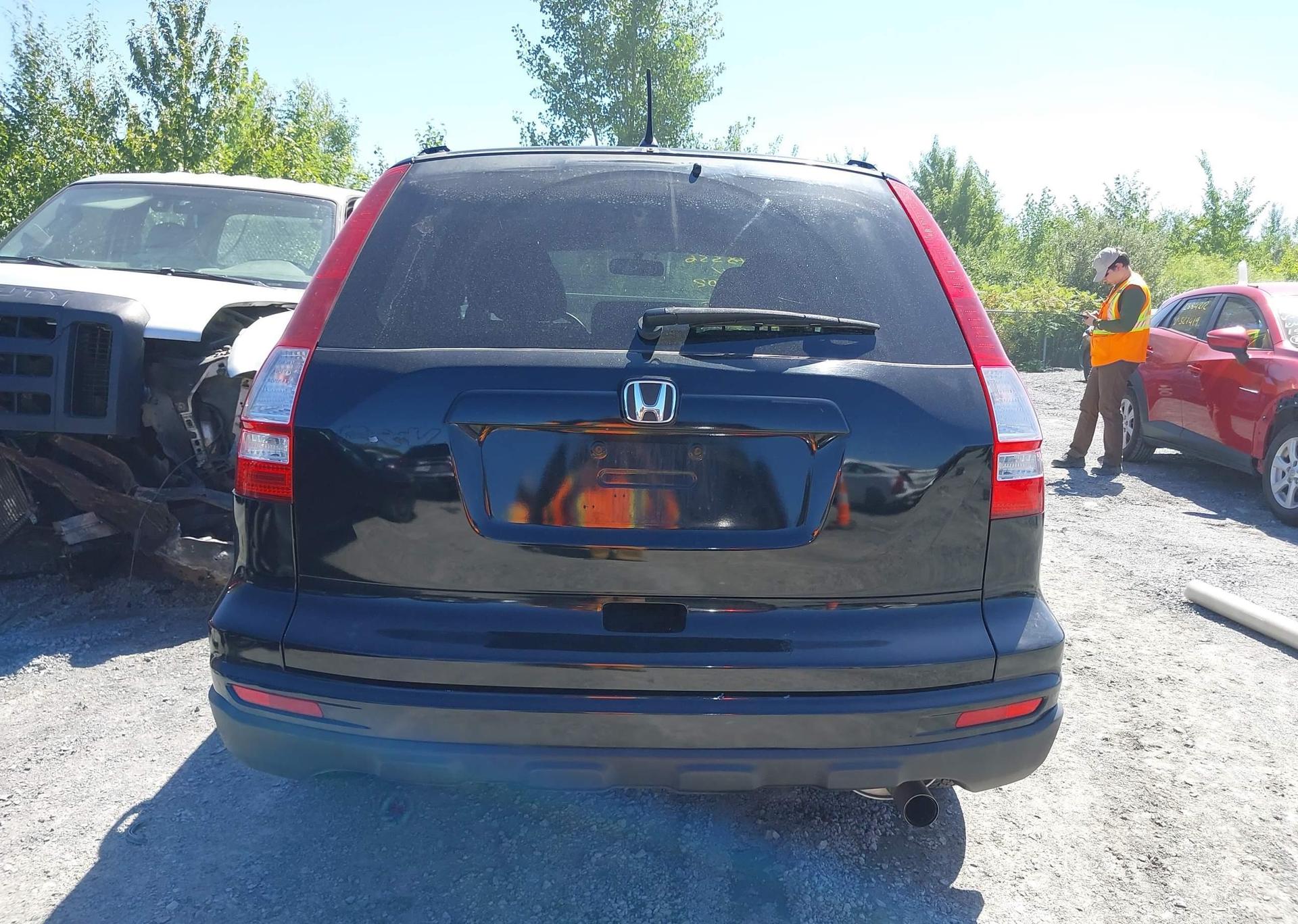 2011 HONDA CR-V LX