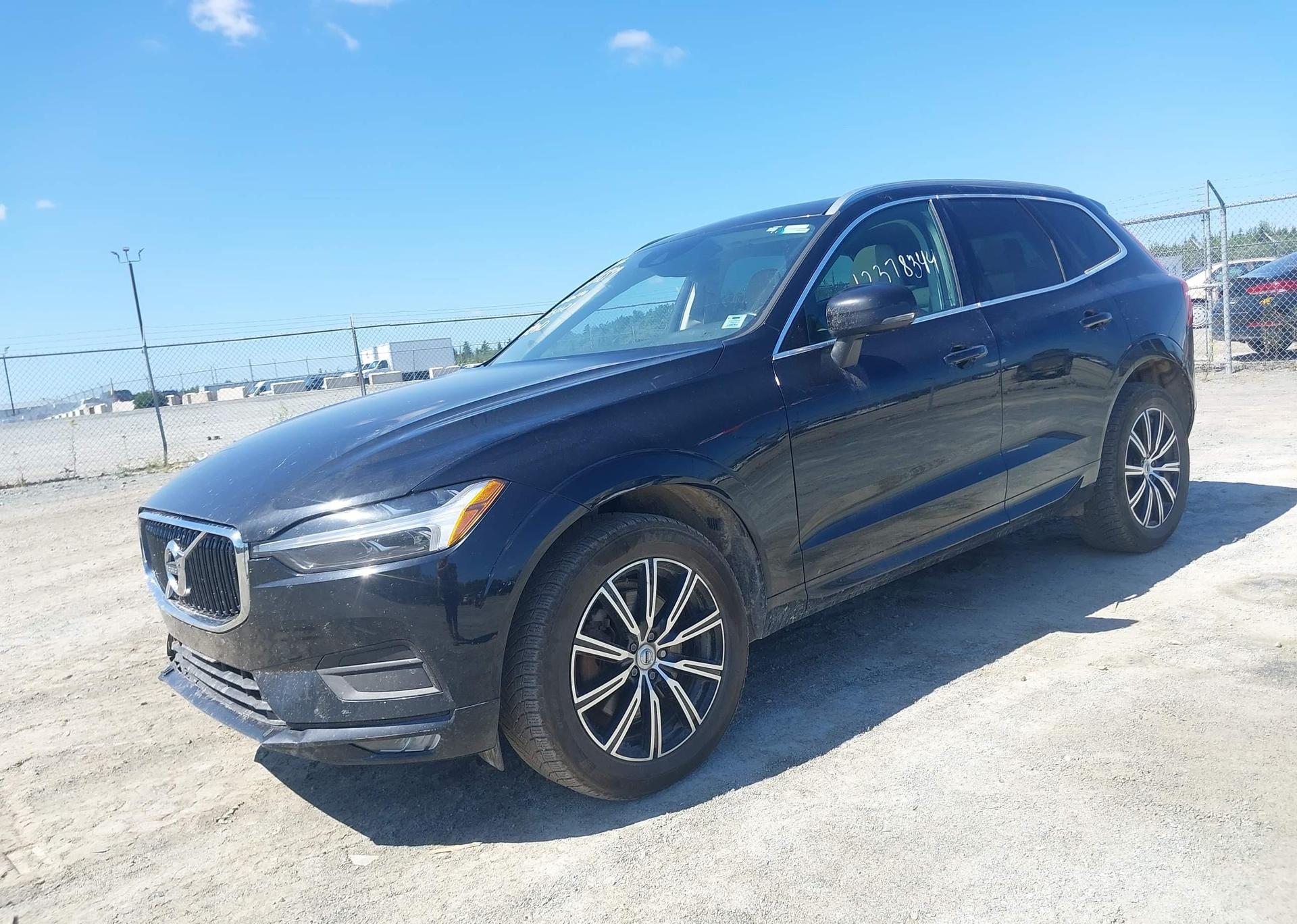 2021 VOLVO XC60 T6 MOMENTUM