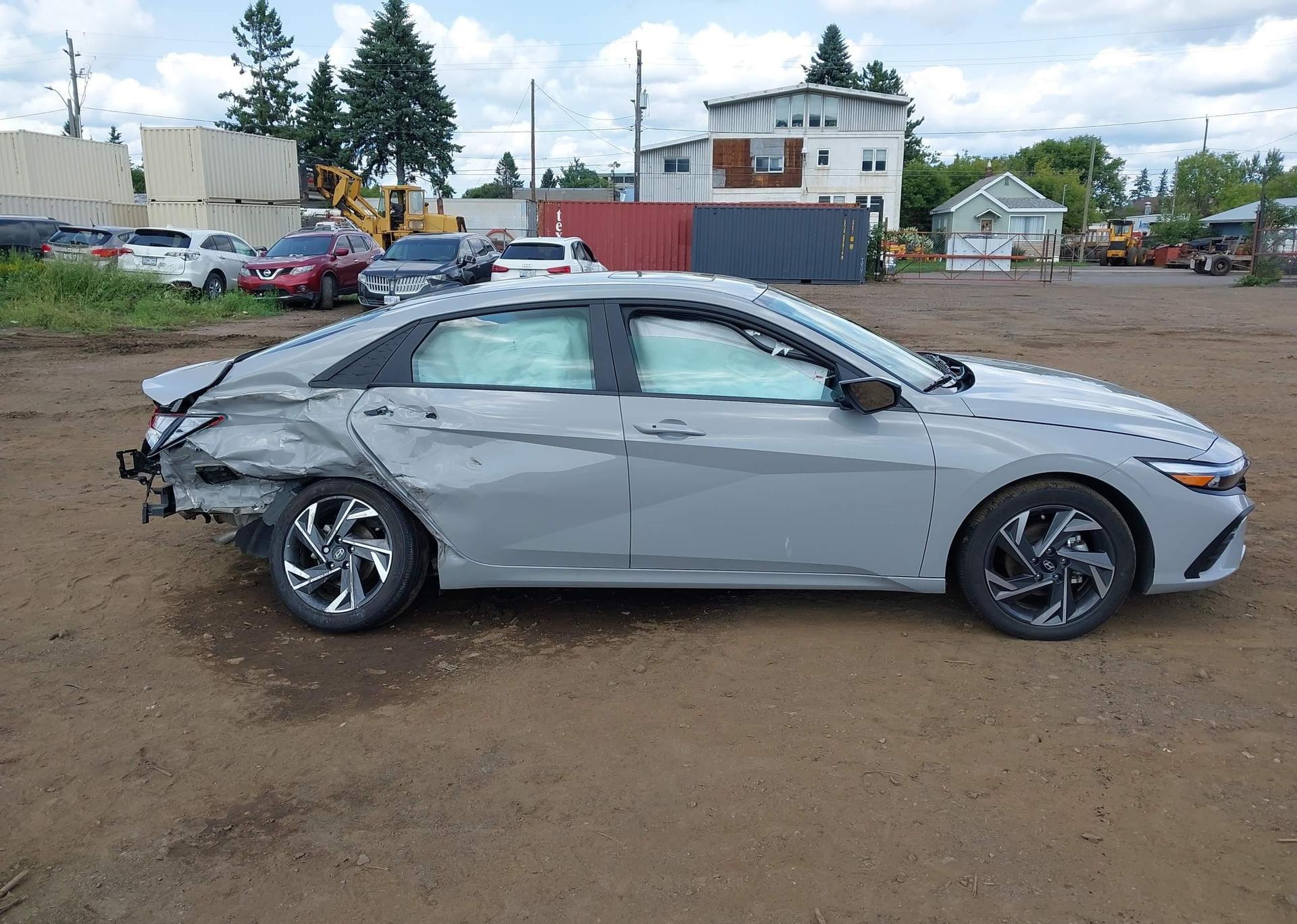 2024 HYUNDAI ELANTRA PREFERRED W
