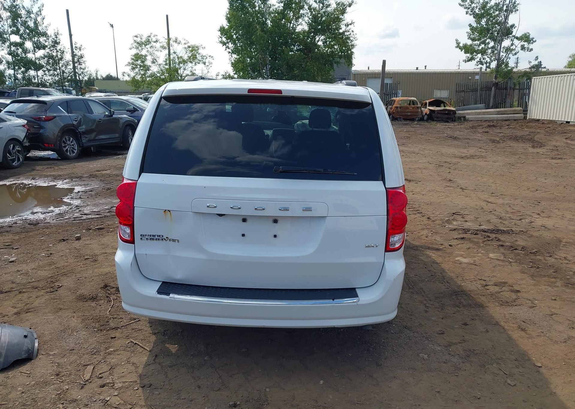 2019 DODGE GRAND CARAVAN SE