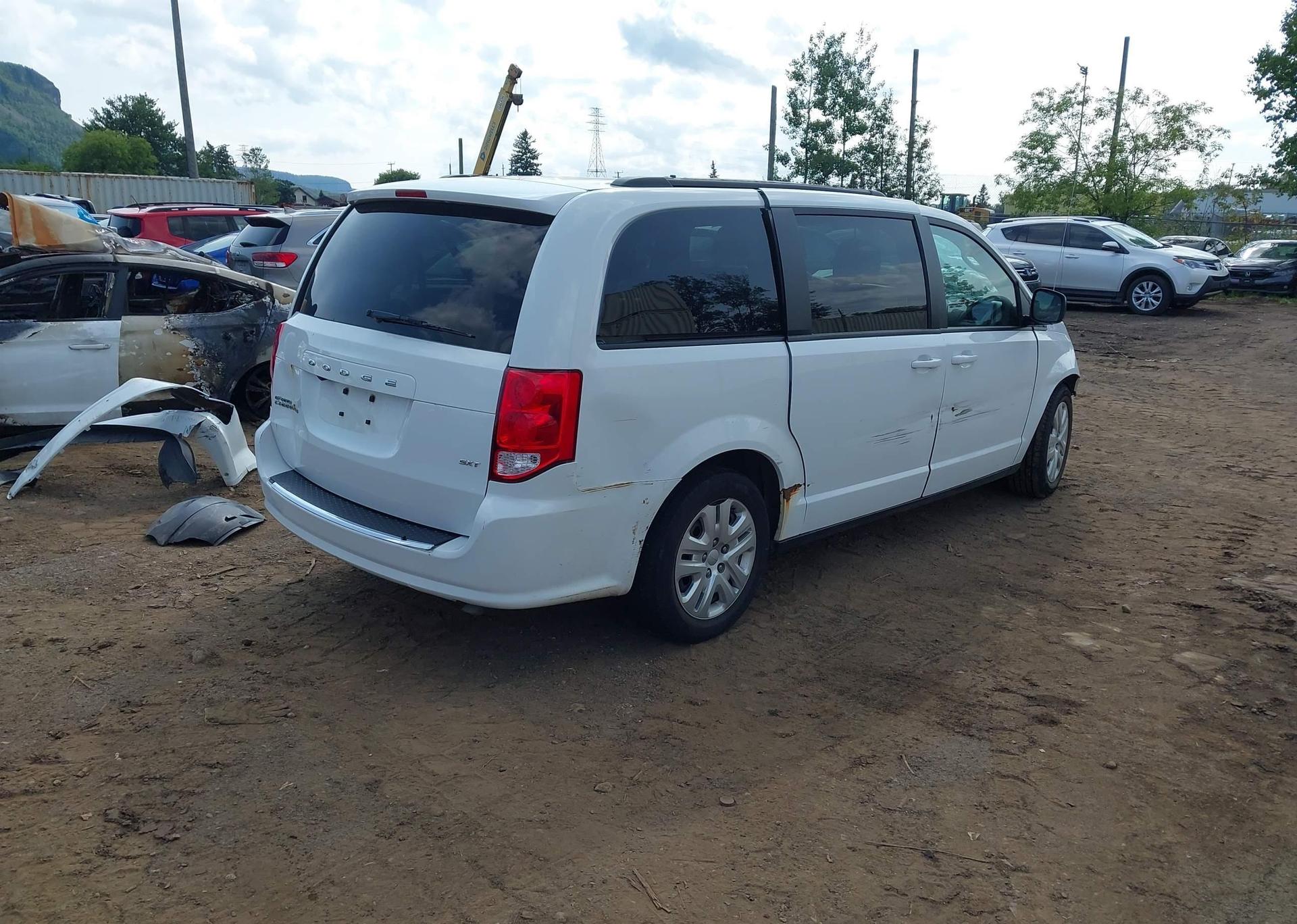 2019 DODGE GRAND CARAVAN SE