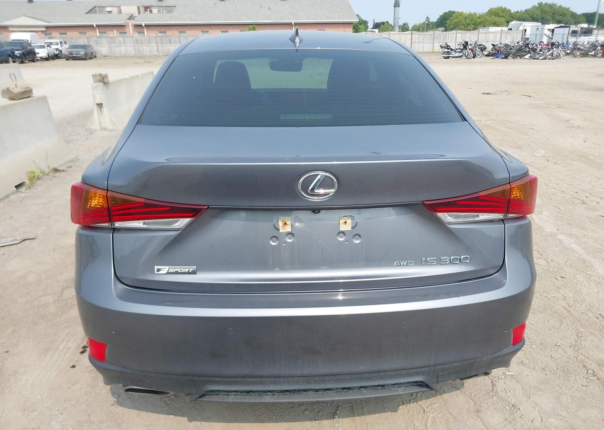 2019 LEXUS IS 300