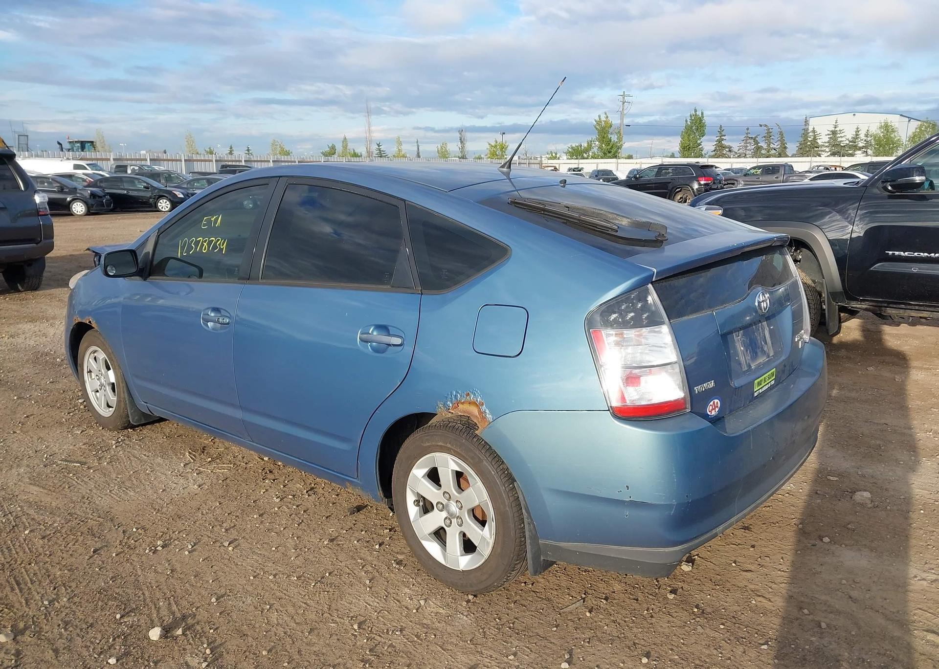 2004 TOYOTA PRIUS