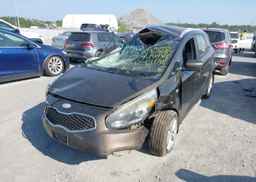 2014 KIA RONDO