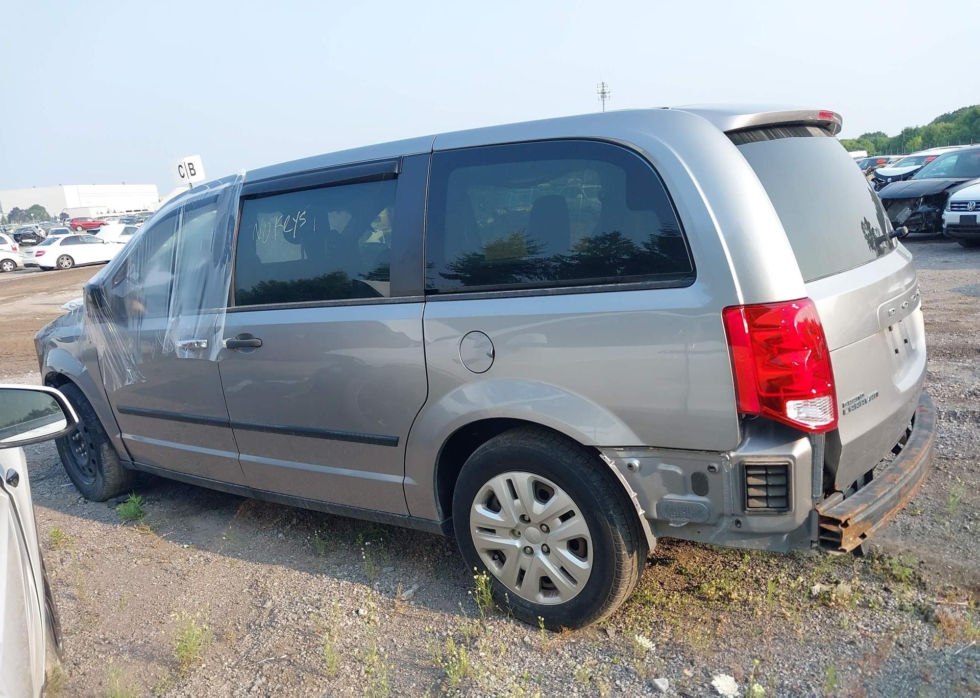 2016 DODGE GRAND CARAVAN SE