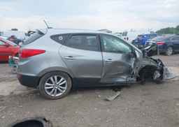 2013 HYUNDAI TUCSON GLS