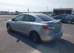 2013 MAZDA 3 I