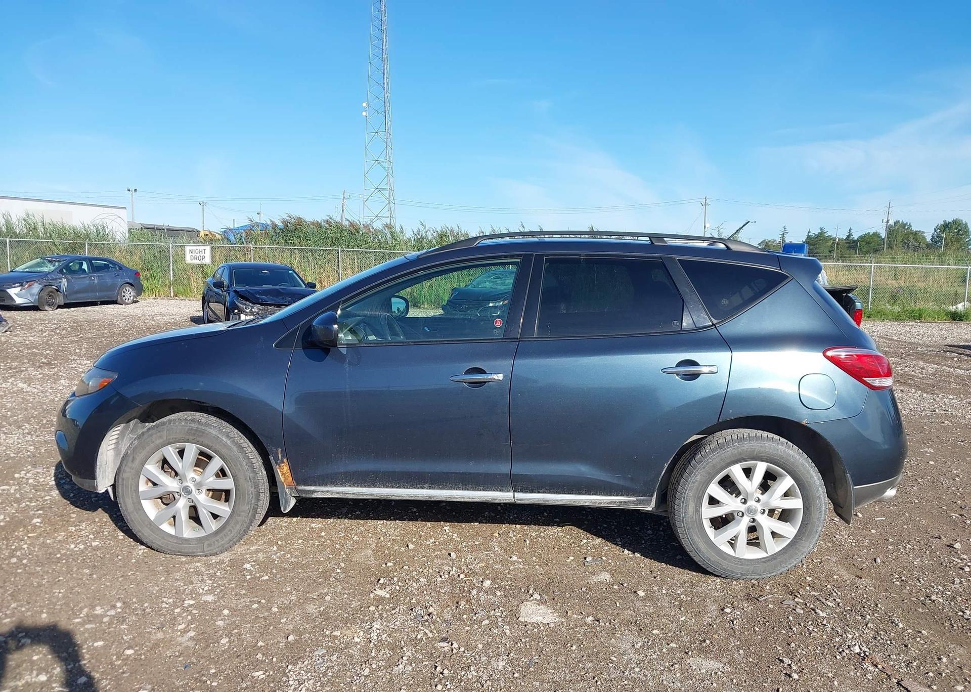 2011 NISSAN MURANO S