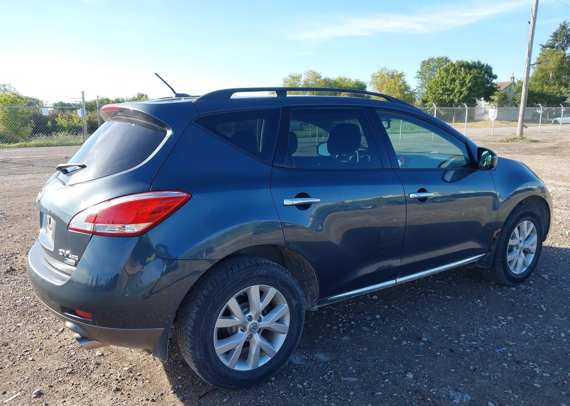 2011 NISSAN MURANO S
