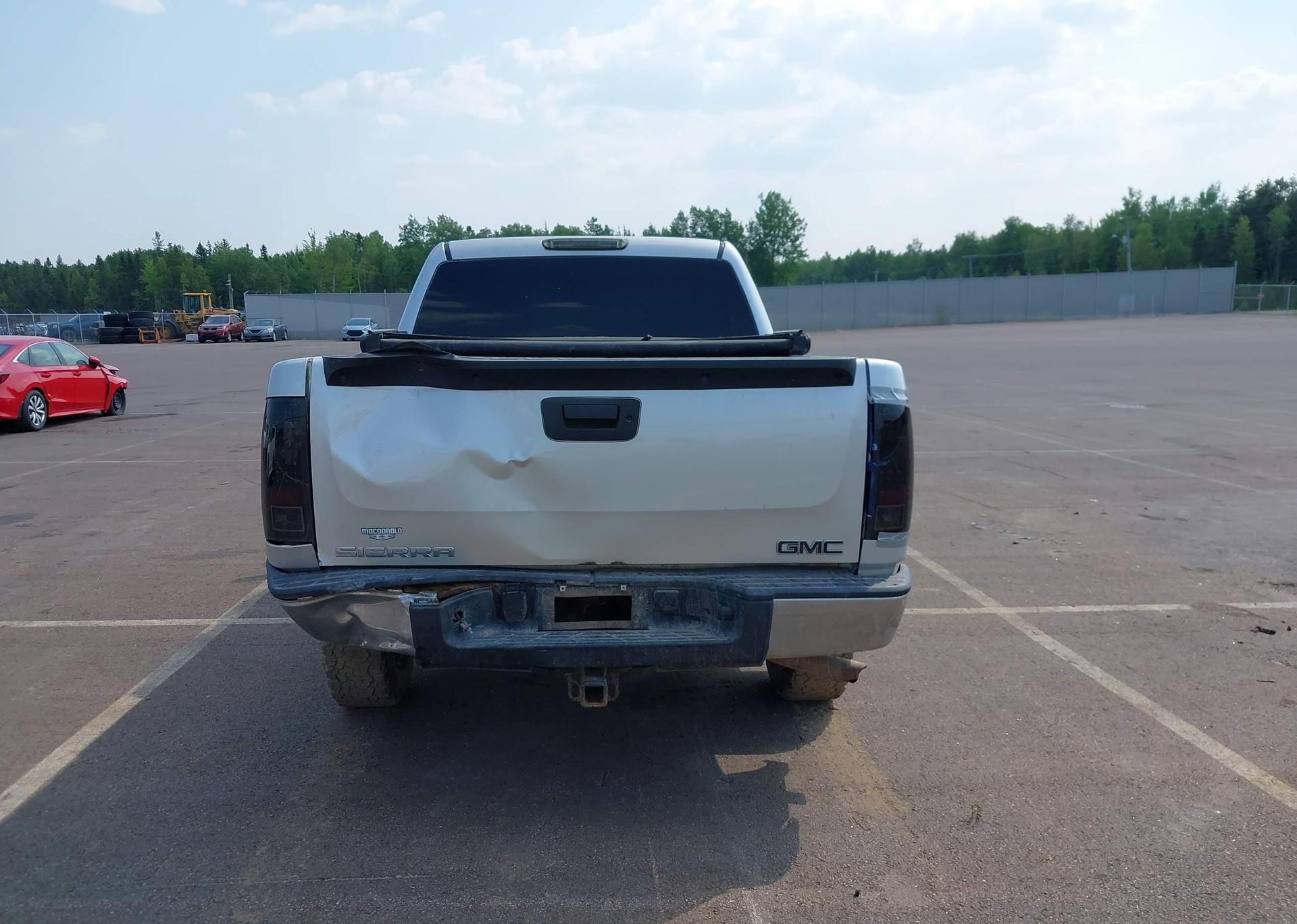 2013 GMC SIERRA 1500 SL