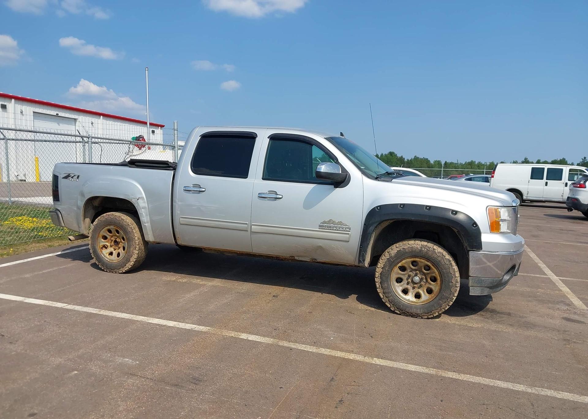 2013 GMC SIERRA 1500 SL