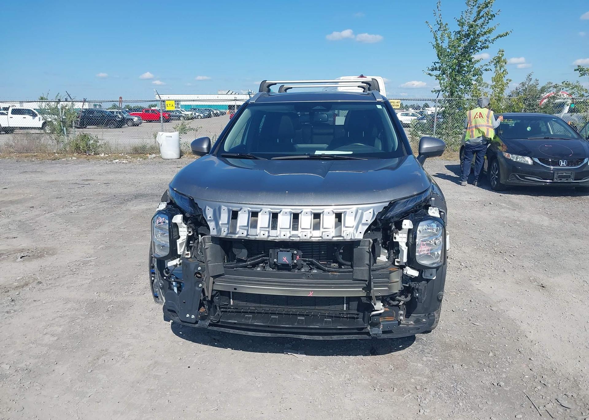 2023 MITSUBISHI OUTLANDER PHEV LE