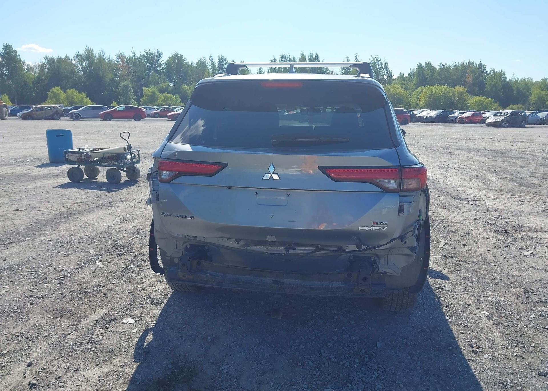 2023 MITSUBISHI OUTLANDER PHEV LE