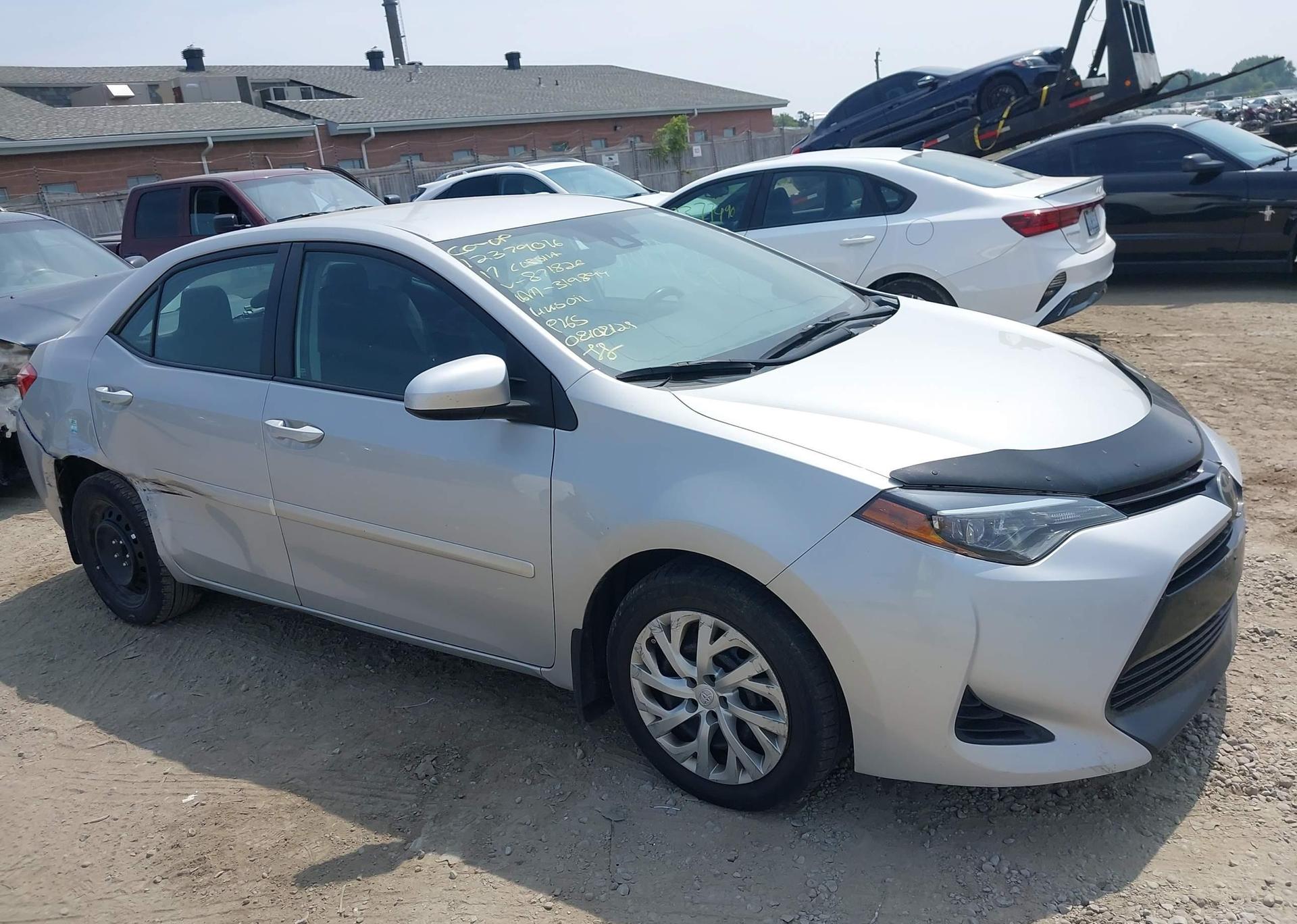 2017 TOYOTA COROLLA LE