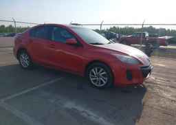2013 MAZDA MAZDA3 GS-SKY