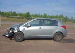 2011 NISSAN VERSA 1.8S