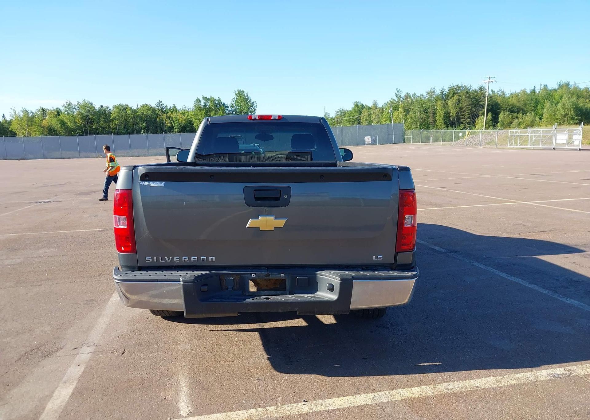 2011 CHEVROLET SILVERADO 1500 WT