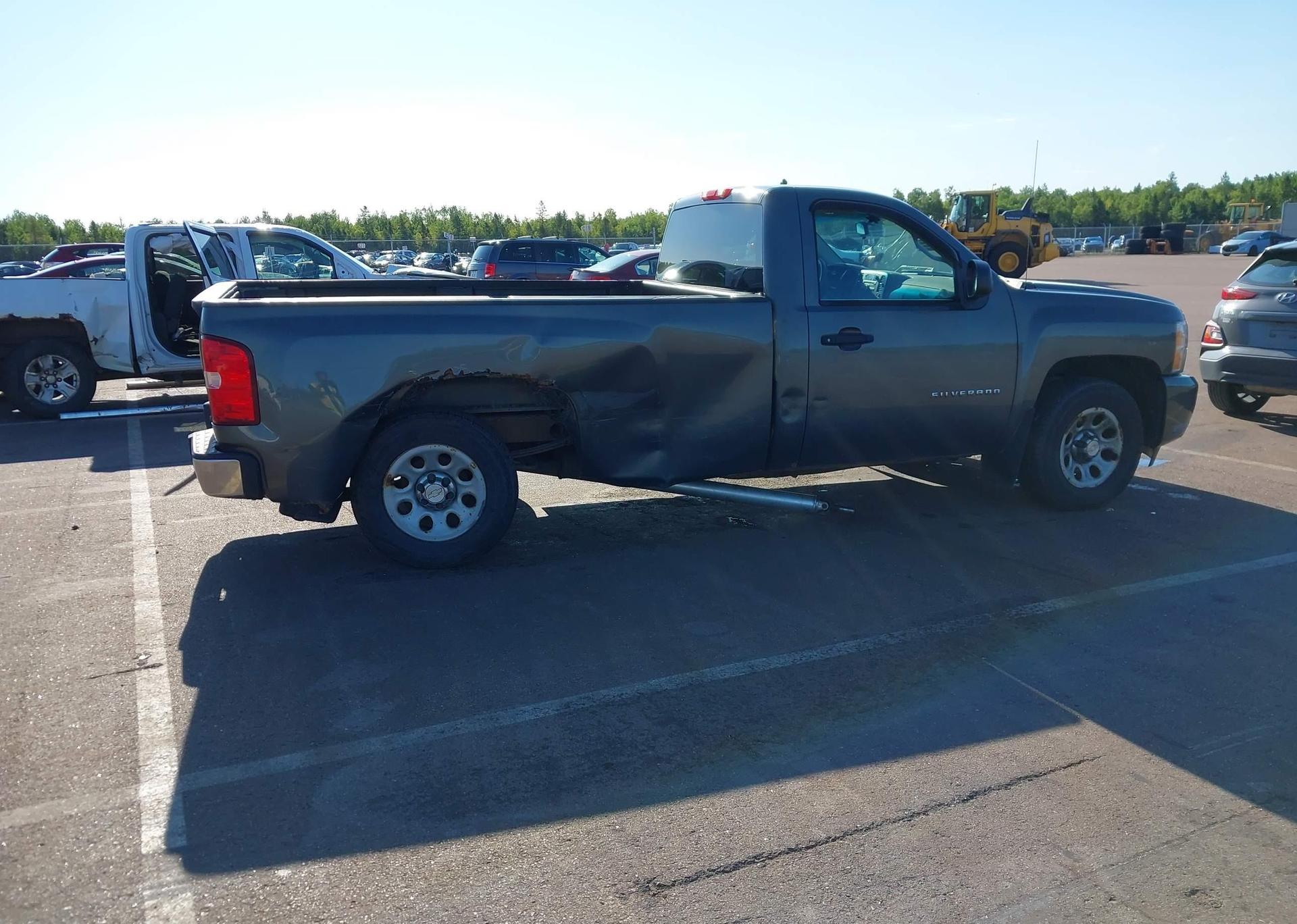 2011 CHEVROLET SILVERADO 1500 WT