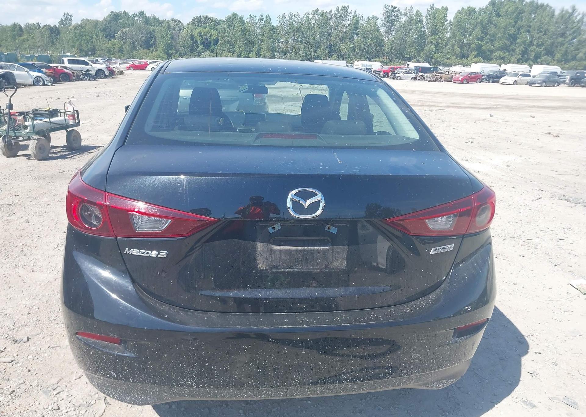 2016 MAZDA 3 Sport