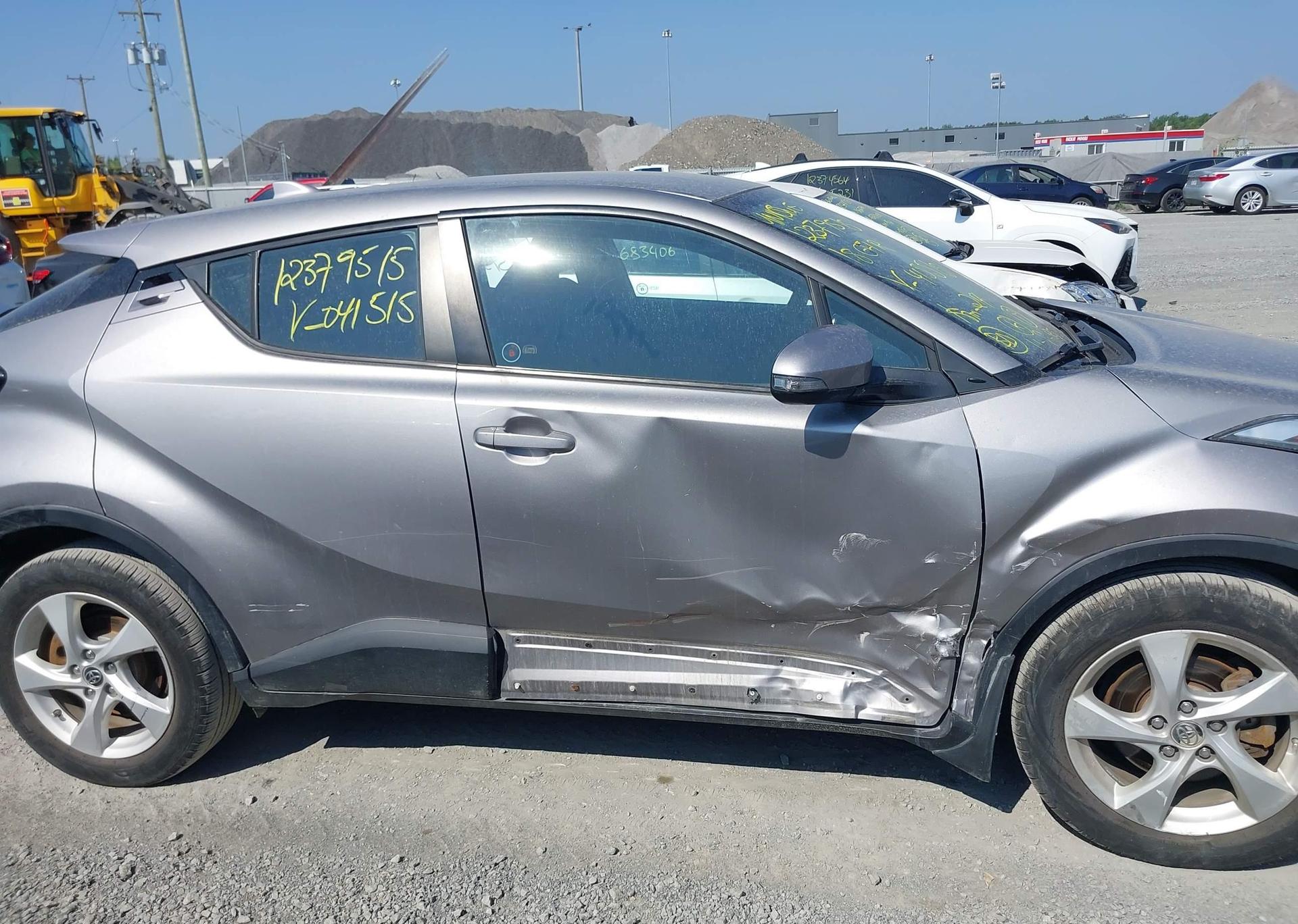 2018 TOYOTA C-HR XLE