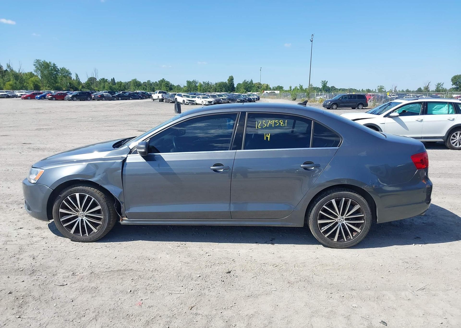 2014 VOLKSWAGEN JETTA SEL