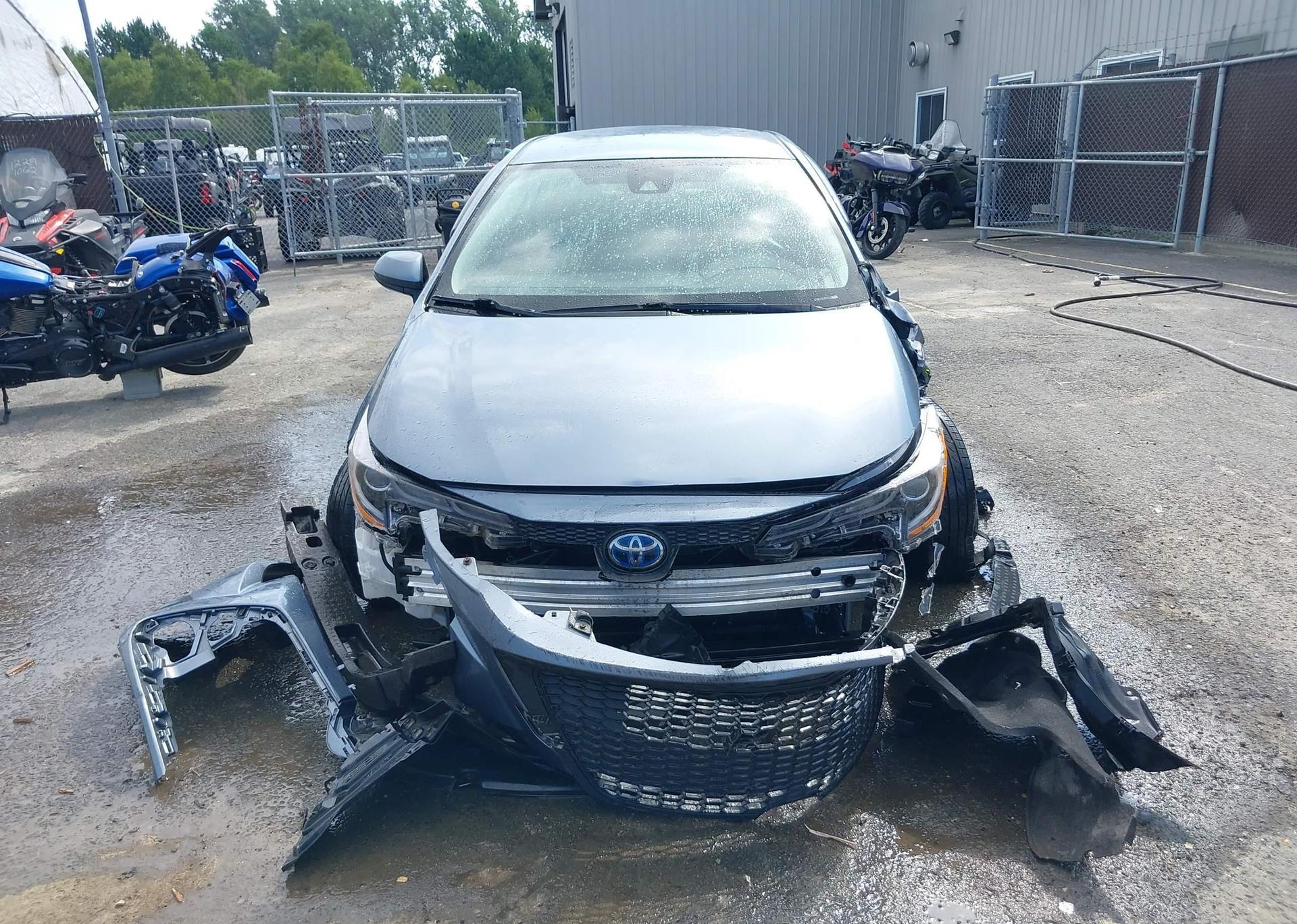 2021 TOYOTA COROLLA