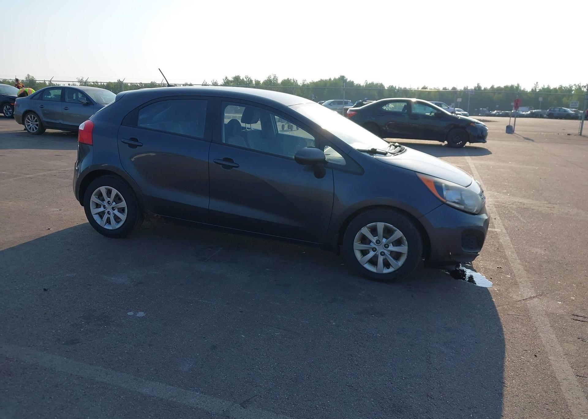 2014 KIA RIO LX