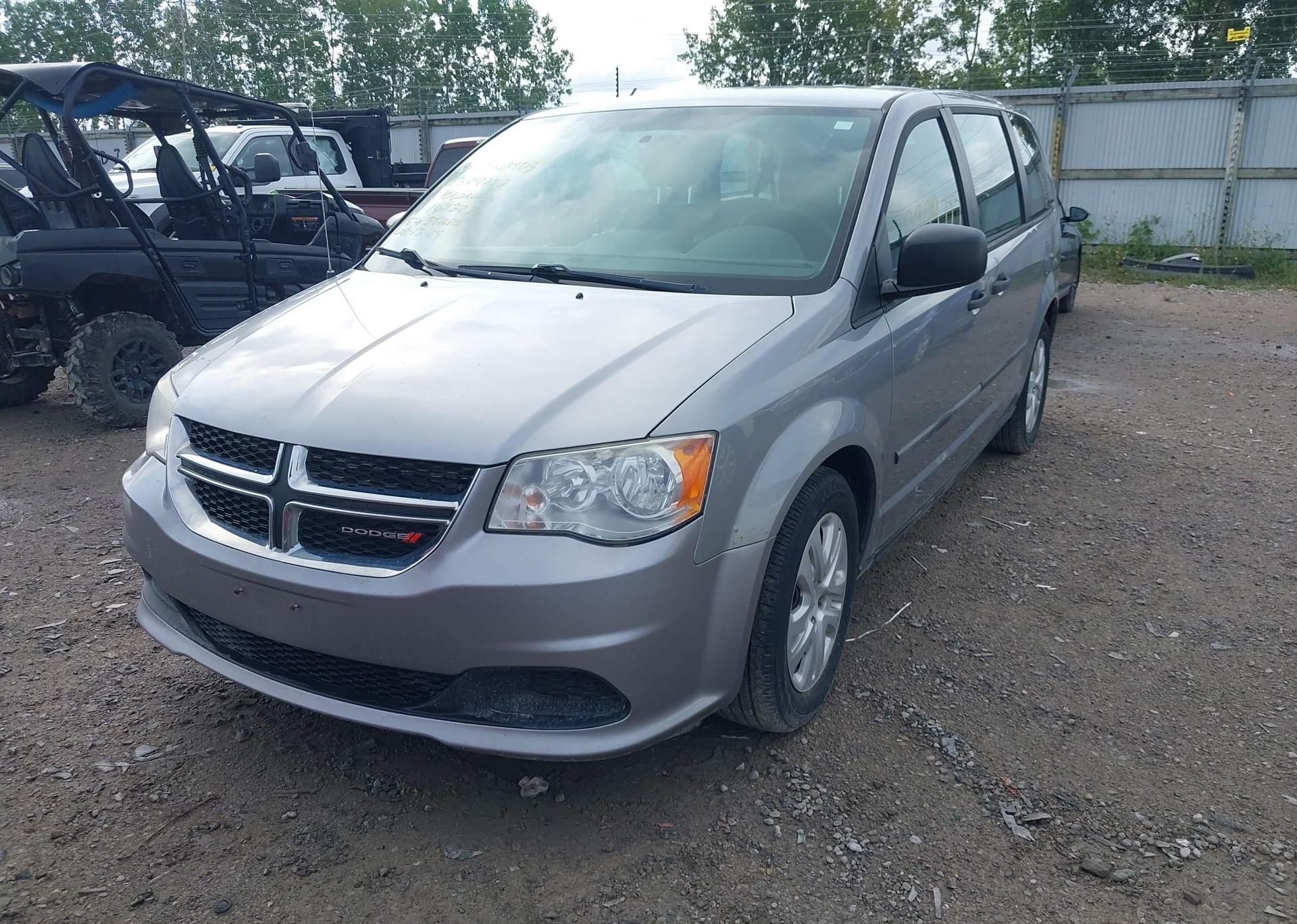2014 DODGE GRAND CARAVAN SE